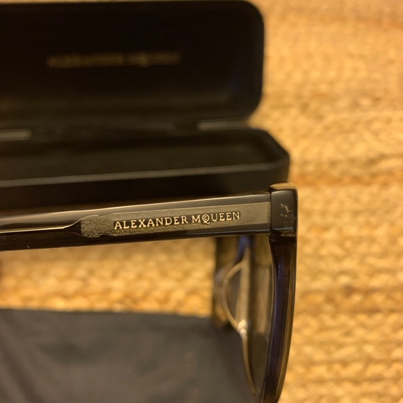 Alexander McQueen Men's Sunglasses - Picture 6 of 6